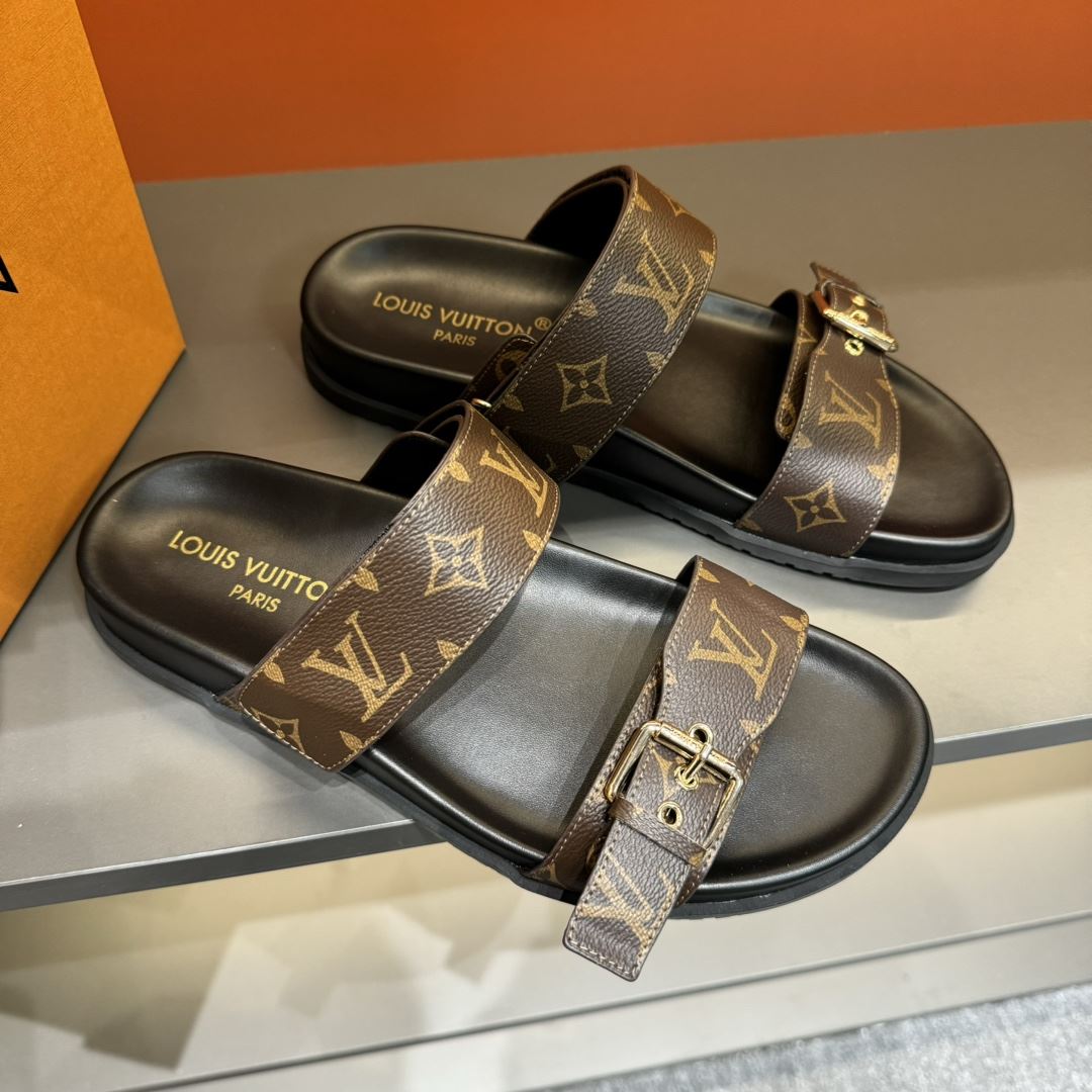 Louis Vuitton Slippers